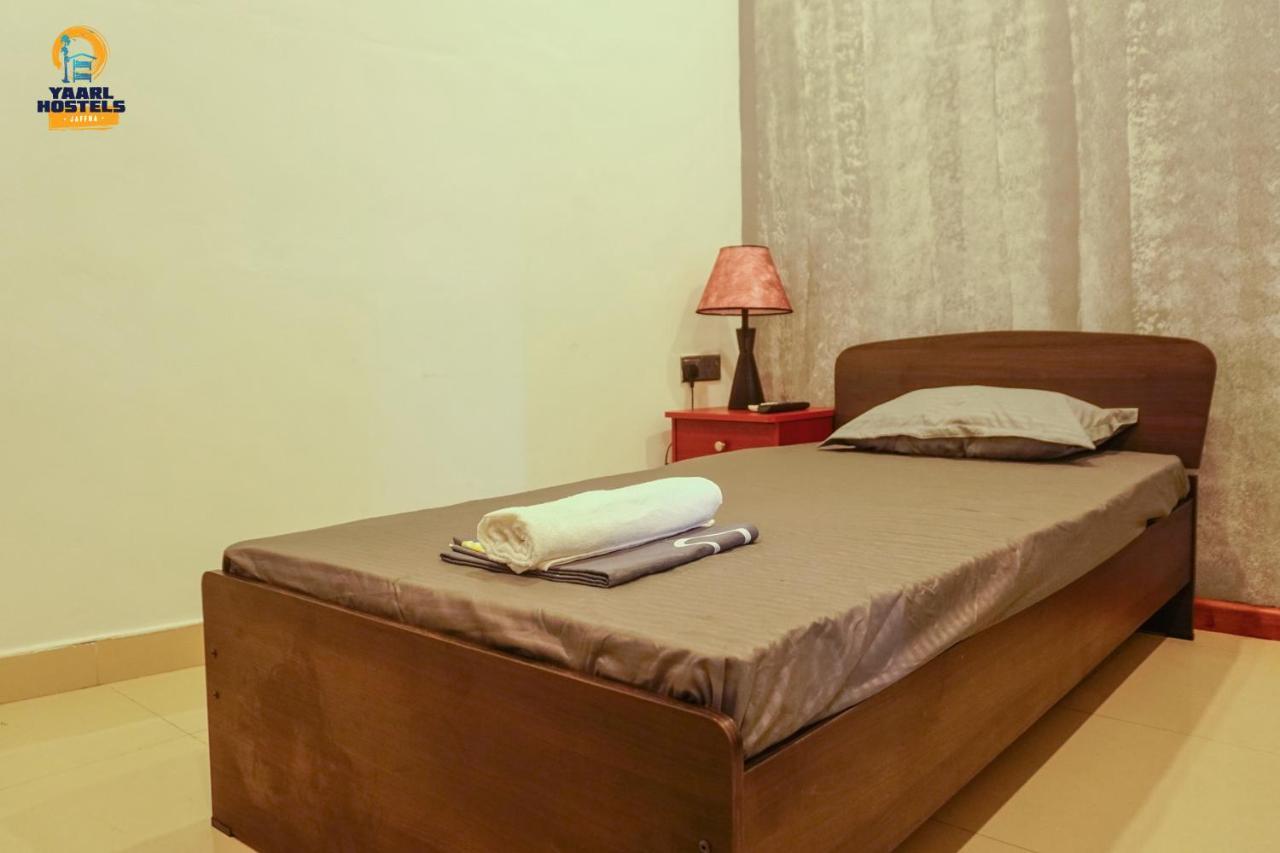 Yaarl Hostels Jaffna Bagian luar foto