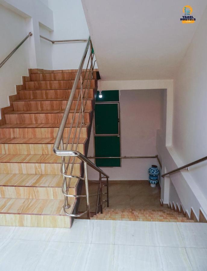 Yaarl Hostels Jaffna Bagian luar foto