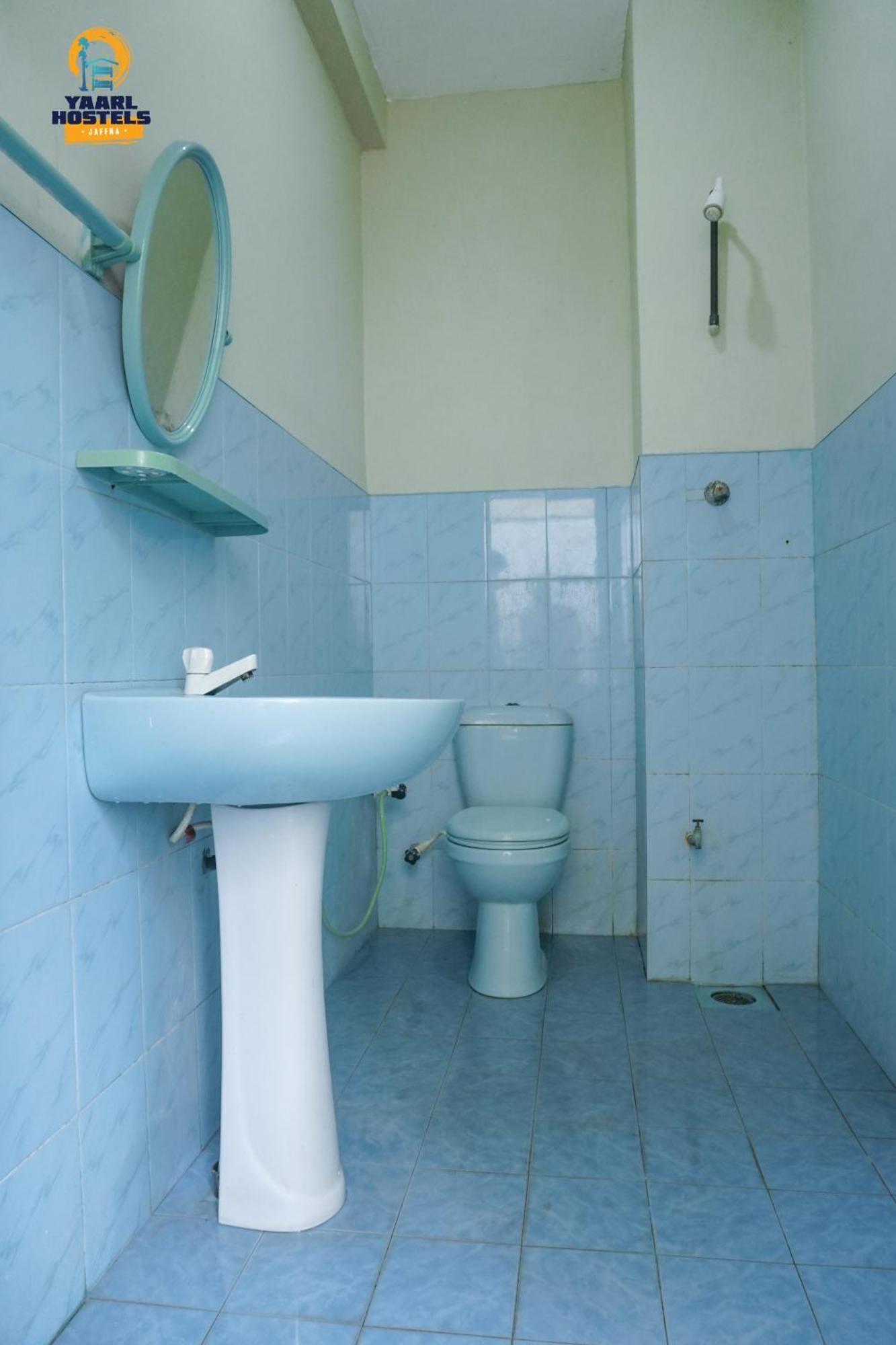 Yaarl Hostels Jaffna Ruang foto