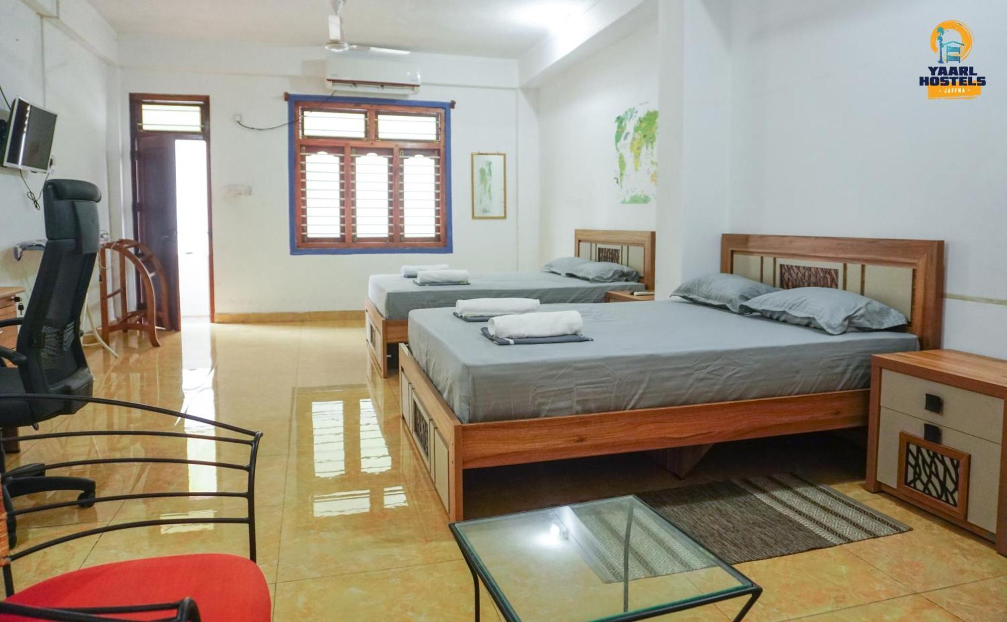 Yaarl Hostels Jaffna Ruang foto