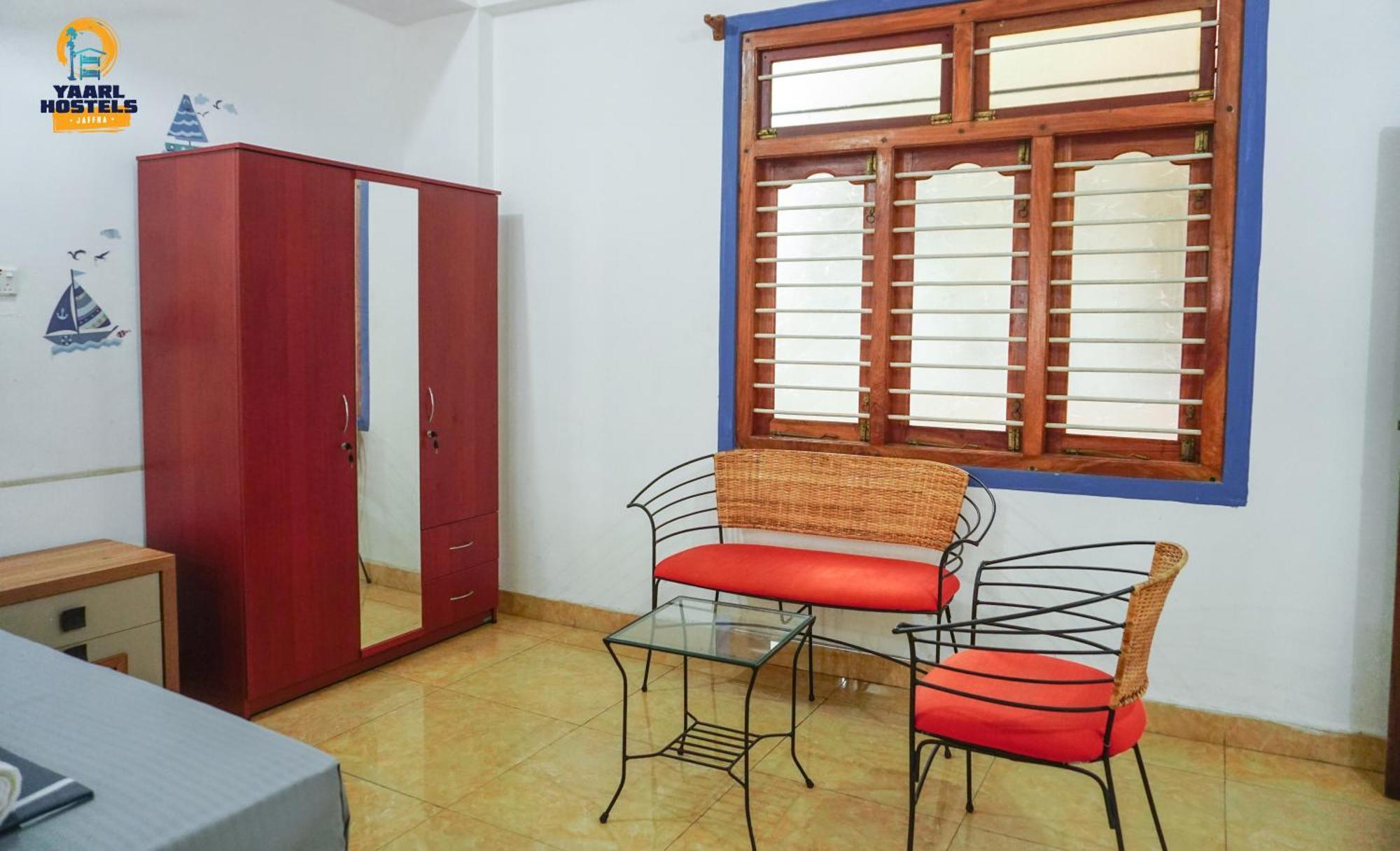 Yaarl Hostels Jaffna Ruang foto